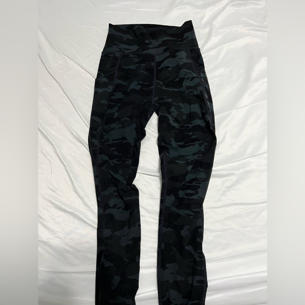 Alphalete Camo Leggings, size S, great condition, super smooth & comfortable